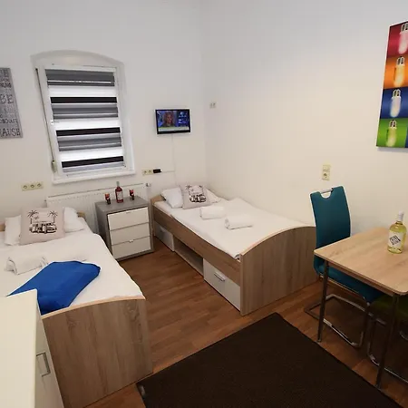 Hostel Monteurzimmer Kirchheim-teck *