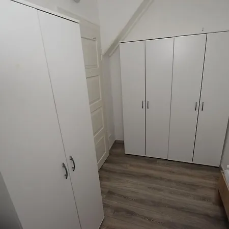 Monteurzimmer Kirchheim-teck Hostel *