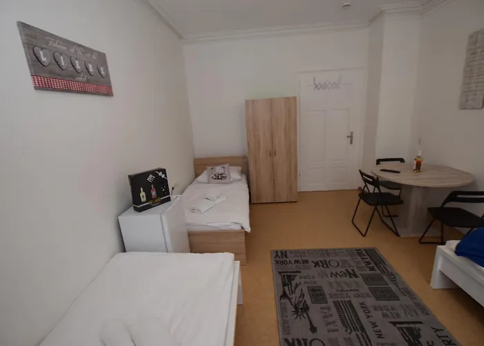 بيت شباب Monteurzimmer Kirchheim-teck *