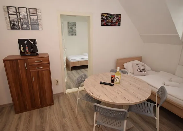 Monteurzimmer Kirchheim-teck * كيرشهايم أونتر تيك