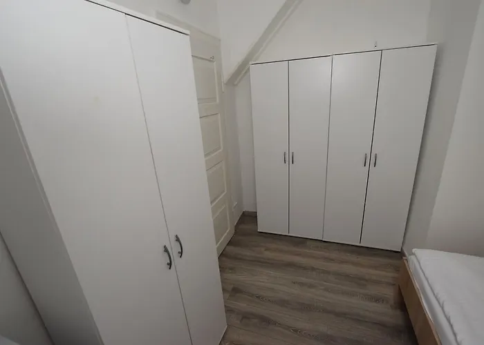 Monteurzimmer Kirchheim-teck بيت شباب *