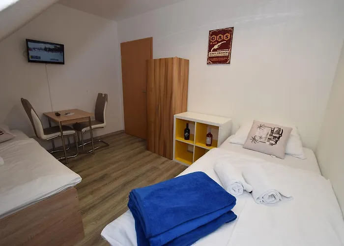 Monteurzimmer Kirchheim-teck كيرشهايم أونتر تيك