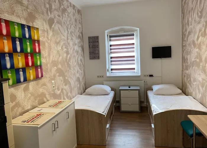 Monteurzimmer Kirchheim-teck بيت شباب كيرشهايم أونتر تيك